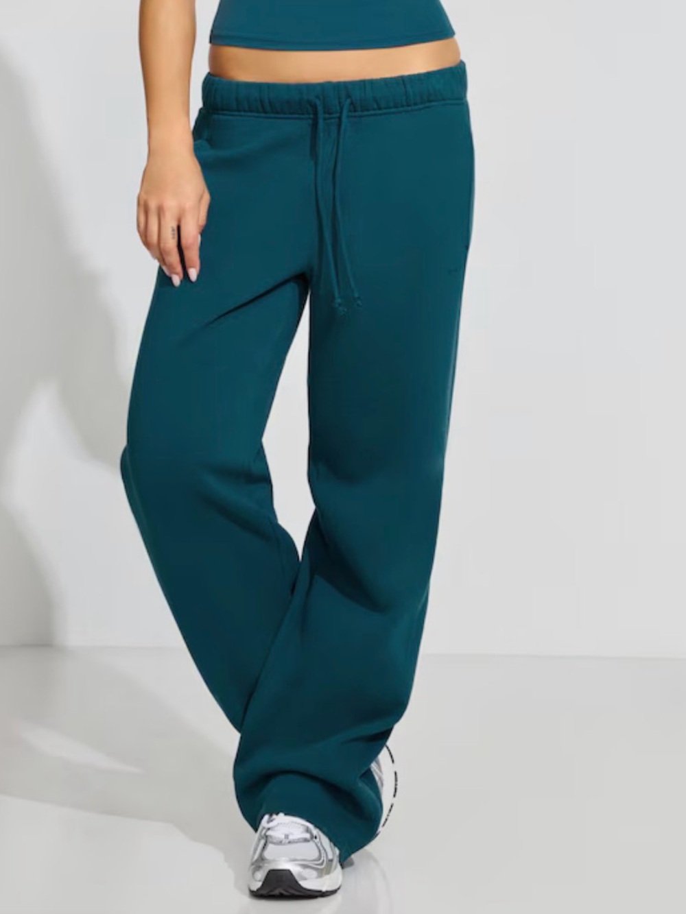 Garage UltraFleece Straight Leg Sweatpants Teal Tease Medium New Regular Length